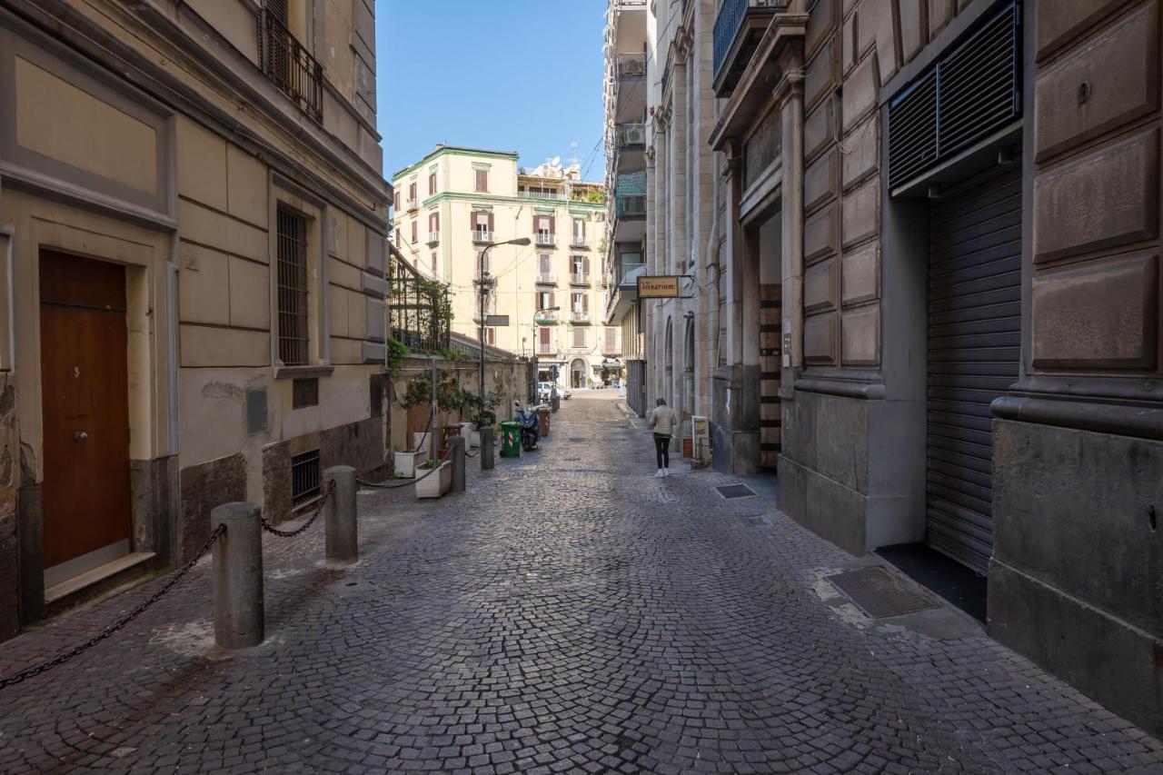 Apartmán Dimora Dei Martiri Neapol Exteriér fotografie